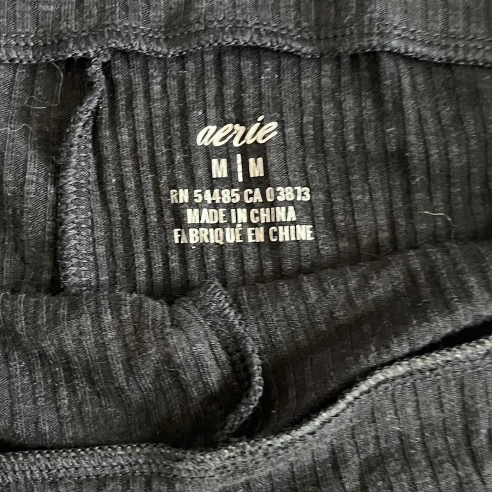 Aerie Ribbed Ruffle Lounge Pajama Shorts Black Size Medium - Picture 3 of 5